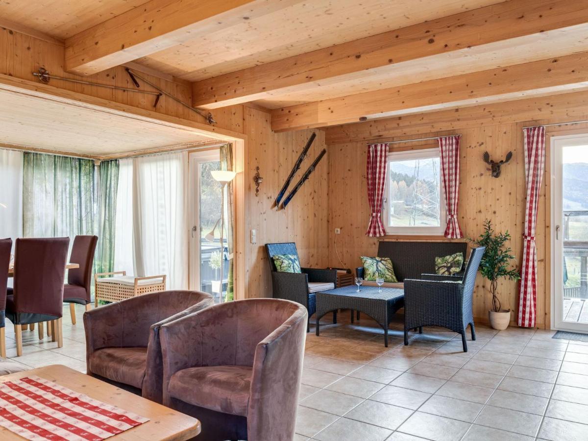 Spacious Holiday Home in Styria near Kreischberg Ski Area Sankt Georgen ob Murau Exterior foto